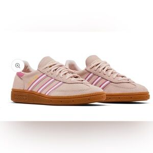 Adidas Women's Blush and Pink Sneakers
